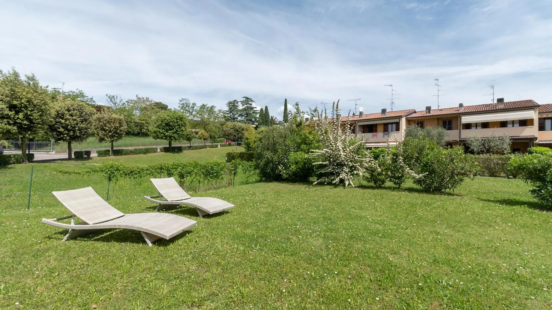 Montinelle Residence , Wi-Fi, Piscina E Garage F&L Apartment